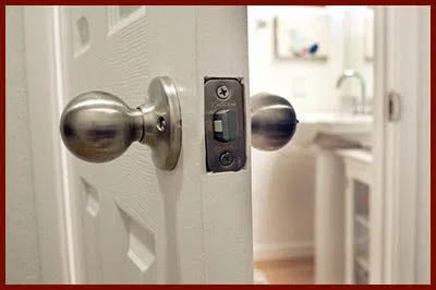 Locksmith Lock Store Porter Ranch, CA 818-488-2682 - 14-unlock-door